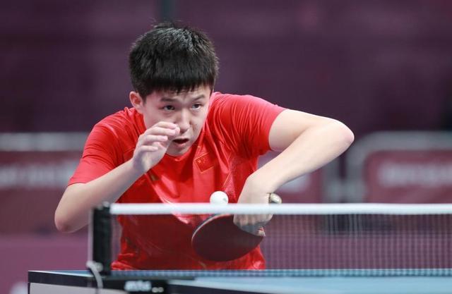 夜晚都是绿 夜晚都是绿