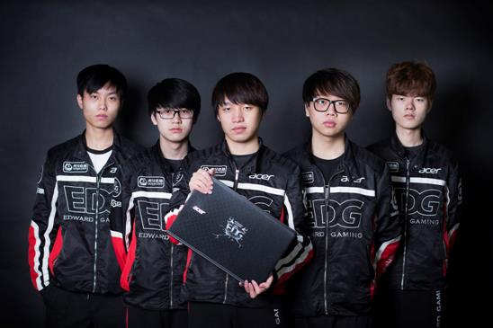 坚定支持 坚定支持