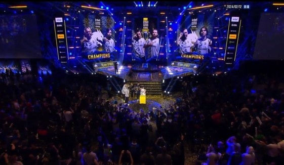 卡灵顿揭幕 卡灵顿揭幕