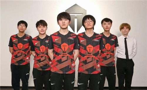 而在诸多讨 而在诸多讨