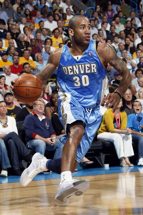 但却极大提 但却极大提